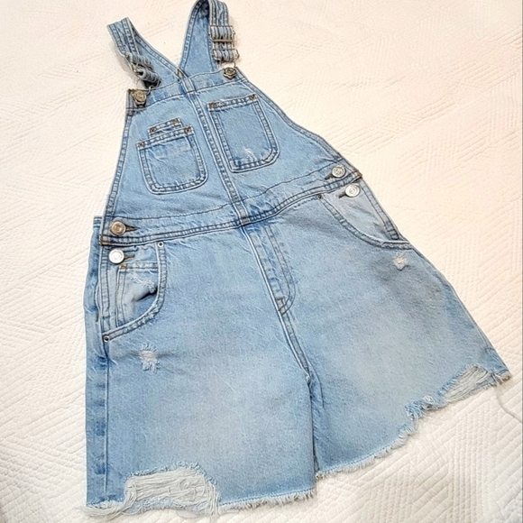 Zara kids denim shortalls short overalls. Size 9 (134 cm) - Picture 4 of 16